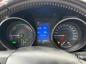 Toyota Auris Hybrid combi / 2016 - 19