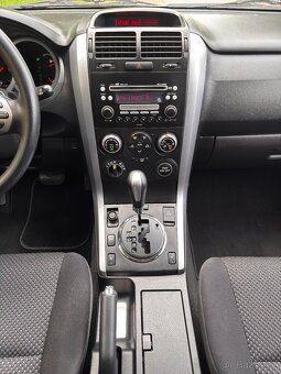 SUZUKI GRAND VITARA 2.0i 103KW,AUTOMAT,VÝHŘEV,KLIMA,BEZ RZI - 19