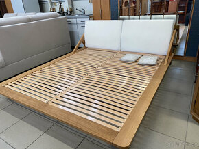 Nová dubová moderní postel Ellenberger - 19