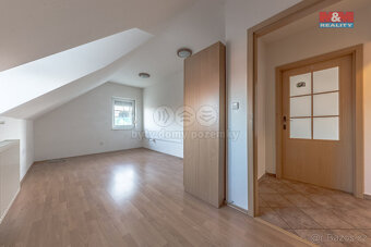 Pronájem rodinného domu, 150 m², Bradlec, ul. Okružní - 19