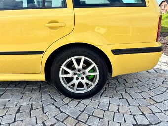 Škoda Octavia RS 1.8T 132kW rv. 2003 Žlutá - 19