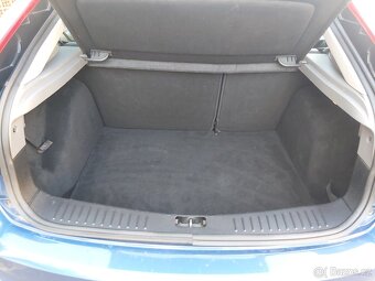 Ford Focus Sport 1.6 74 kw, 2009, servisované - 19