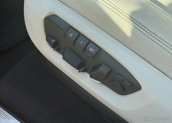 BMW X5 3,0 xDrive30d M-PAKET 7MÍST TZ nafta automat 190 kw - 19