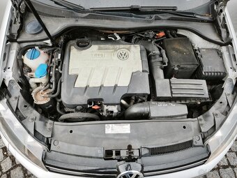 Volkswagen Golf VI combi 2.0 (103 kw) Kůže Highline Panorama - 19