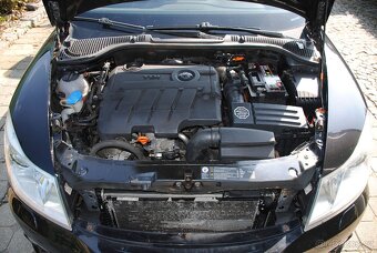 Škoda Octavia 2 RS 2.0TDi 125kW - FACELIFT - kombi - 19