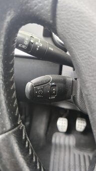 Peugeot 207 CC cabrio - 19