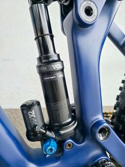 Horské kolo Canyon Strive CF 6.0 Carbon 2019 29″ - 19