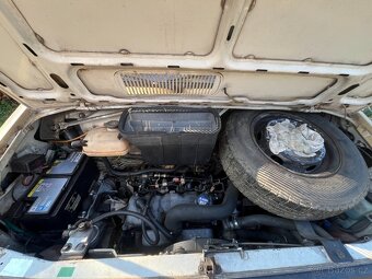 REZERVOVANE Obytné auto karavan Citroen C25 - 19