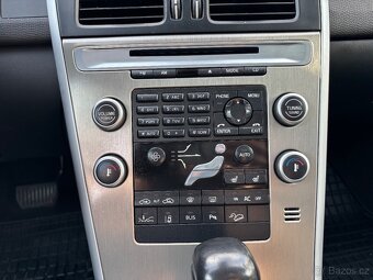 VOLVO XC60 T6 SUMMUM AWD, ACC, DYNAUDIO, NAVIGACE, KEYLESS - 19