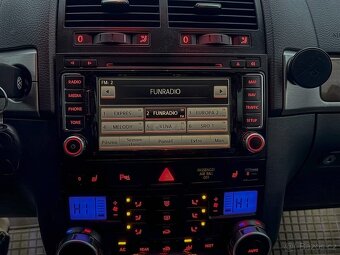 Volkswagen Touareg R-LINE 3.0TDI 176KW plná výbava - 19