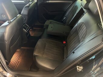 Škoda Superb kombi 2.0TSI 4x4 DSG 206kw KAMERA TAŽNÉ - 19