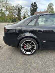 Audi a4 b7 2.0 tdi 103kw S-line Bose - 19