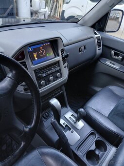 Mitsubishi pajero V60 - 19