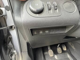 OPEL COMBO LIFE 1.5CDTI 75KW -1.majitel ČR - 19