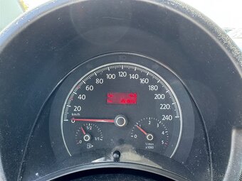 Volkswagen New Beetle 1,9 Tdi 77 kw BEZ KOROZE - 19
