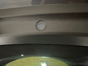 Tesla Model Y Long Range 2021 168 tis. km tažné FSD - 19