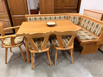 Dubová rohová lavice ,rozkládací stůl a tři židle - 19