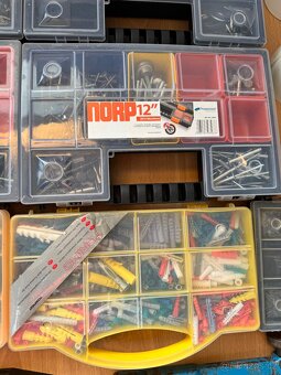 Nářadí a potřeby do domácnosti - 19