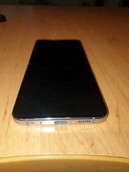 Samsung Galaxy Z FLIP 4 - 19