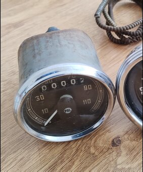 Prodám náhradní díly na motocykl ČZ 175 / 476 a čz 125/476 - 19