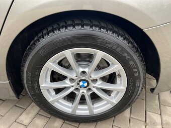 BMW 330e 185kw ČR LED memory nelakováno nebouráno - 19