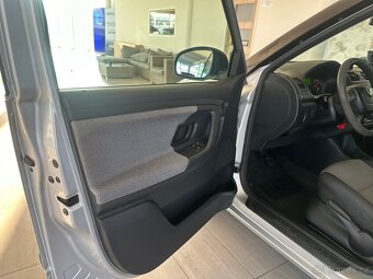 Škoda Fabia 1.2 TSI Cool Edition / najeto 102 tkm - 19