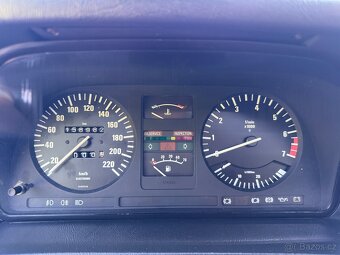 BMW E28 520i - 19