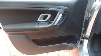 Fabia 1.2i 51kW 141t.km, původ ČR, TOP VÝBAVA -Nová STK  - 19