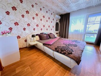Prodej rodinného domu 213 m² s pozemkem 1427 m² - 19