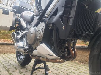 Honda VFR 1200 X Crosstourer - SUPER STAV + VÝBAVA -29 000KM - 19