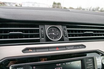 Volkswagen Passat Variant 2.0 TDI BMT - 19