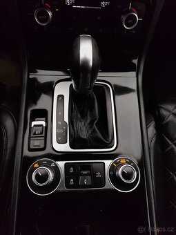VW Touareg 3.0 TDI 193 kW R-Line Executive Edition - 19