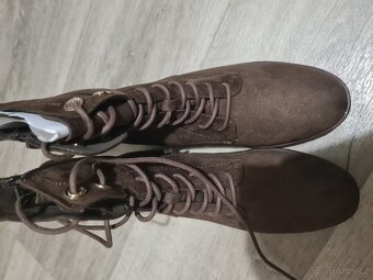 Dámské boty 37 - 19