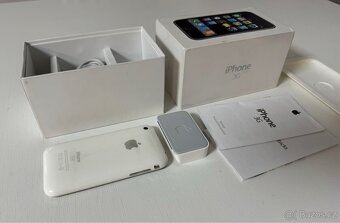 Sbírka iPhone 2G - 4S - 19