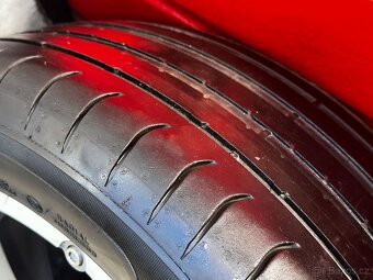 Original ALU kola VW Funplay 6 17" 6,5J ET42 + 215/50/R17 - 19