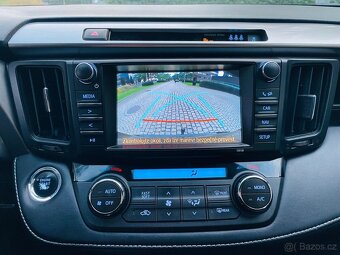Toyota Rav4 2.0D 105KW MANUÁL 1.MAJITEL KAMERA TAŽNÉ 2WD - 19