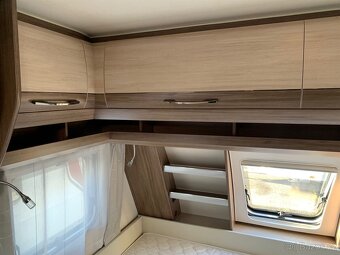 Prodam kavan Hobby 490 KMF De Luxe - 19