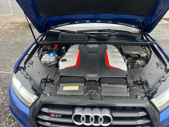 AUDI SQ7  4,0 D V8 320 Kw 7 MÍST PANORAMA - 19