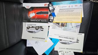 KIA Sorento 2.2 CRDI 16V 147 kW Premium 4x4 automat serviska - 19