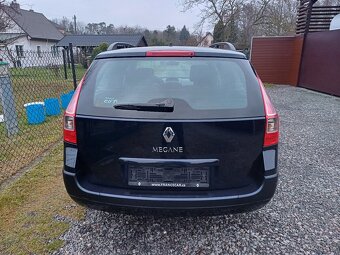 1. MAJITEL...Renault Megane 1.6 16V rok 2009 - 19