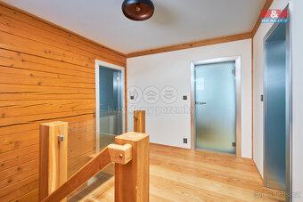 Prodej rodinného domu, 216 m², Nové Hrady, ul. Vilová čtvrť - 19