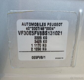 Peugeot 5008, 115 Kw, r.v. 2011, Nová rozvodová sada, 7 míst - 19