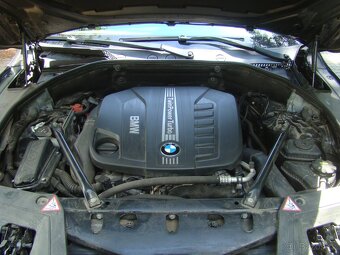 BMW Řada 5 530d GT xDrive PANORAMA LED - 19