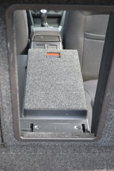 Š.Octavia II 1.9 TDi 77kw, Elegance, ESP, 6x airbag, Tažné, - 19