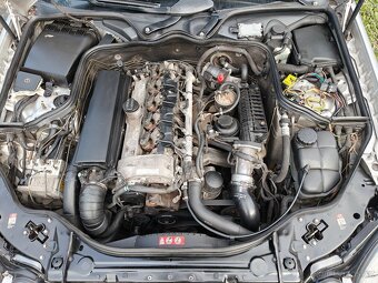 Mercedes Benz W211 E270 CDI - pěkná výbava - 19