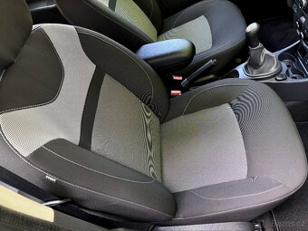 Dacia Duster,  1.6 84 kW NEHAVAROVANÉ  PLNÝ SERVIS PĚKNÉ  - 19
