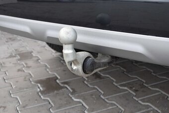 BMW X1 xDrive23d TAŽNÉ DPH ČR 1.MAJITEL - 19