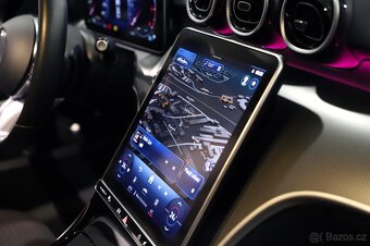 Mercedes-Benz C300d 195kW - otevřeno celý víkend do 20:00 - 19