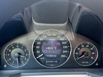 Predám Mercedes E200 Kompresor W211 - 19