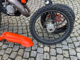 KTM 125 XC-W 2018 SUPERMOTO S TP a SPZ A1 - 19